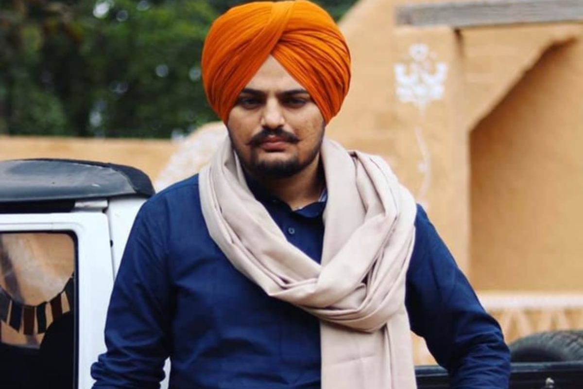 Punjabi Singer and Congress leader Sidhu Moosewala shot dead after security withdrawn