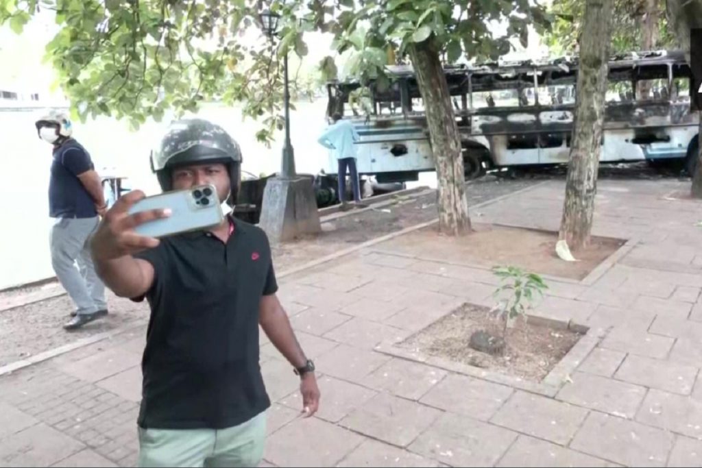 Sri Lanka - selfie point