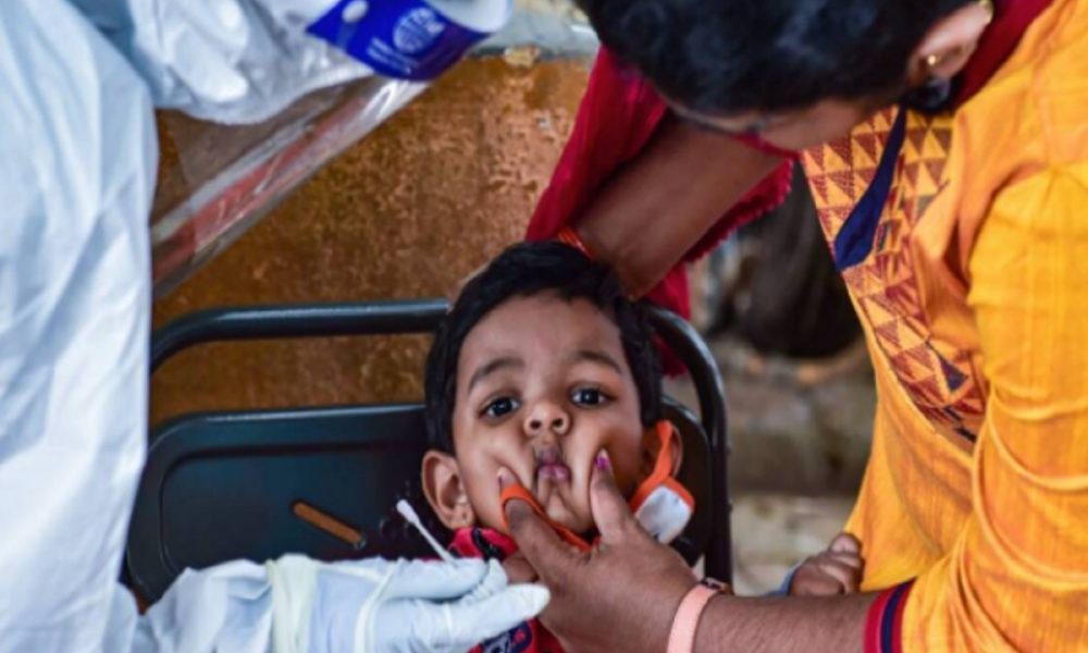 Tomato fever grips Kerala, 80 kids fall ill; Karnataka sounds alert