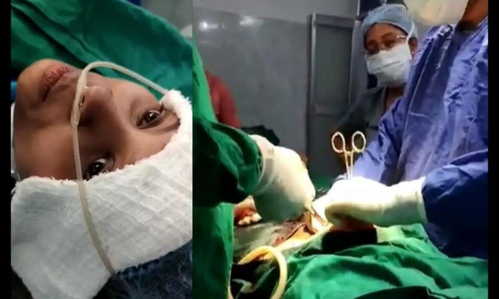 West Bengal: Woman delivers baby girl while singing Rabindra Sangeet in OT; WATCH VIDEO