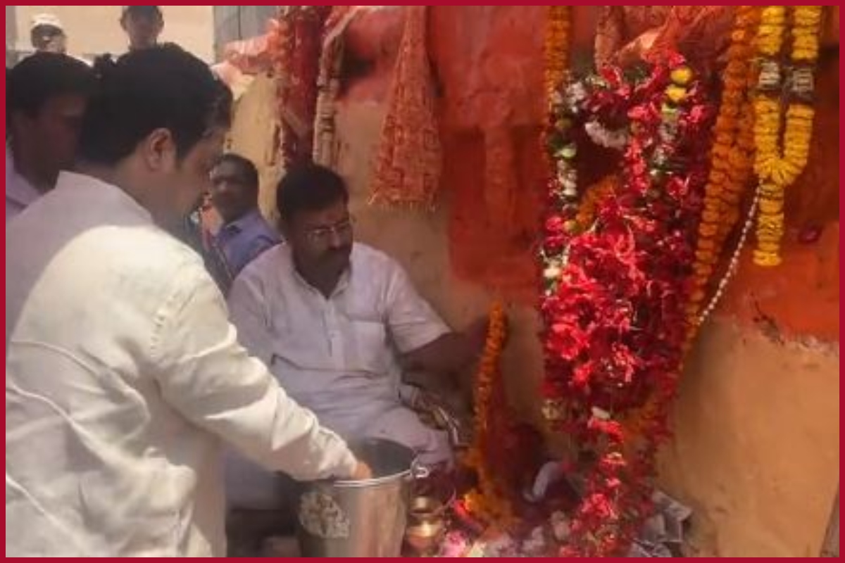 Amid Gyanvapi row, old VIDEO of Shringar Gauri worshipping inside complex surfaces