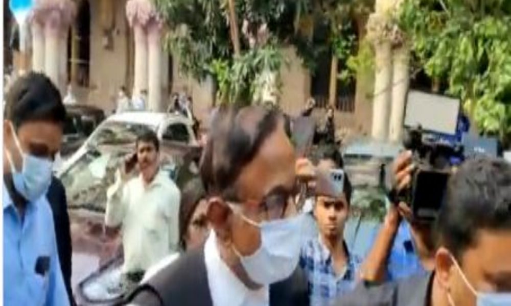 Cong leader Chidambaram faces protests ‘from own’ at Calcutta High Court