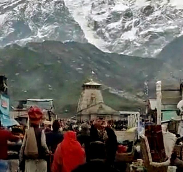 Uttarakhand: Kedarnath Yatra stopped  due to heavy rains, snowfall