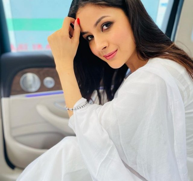Shehnaaz Gill is ‘feeling serene’ in white suit