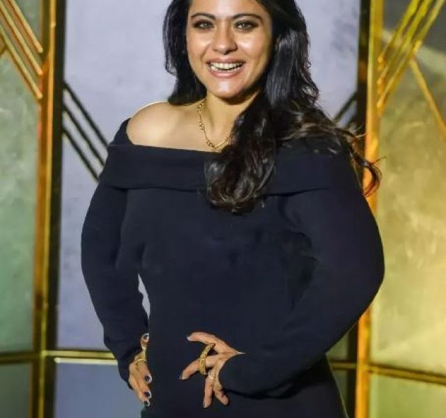 Kajol brutally Trolled and Body-Shamed for her weight, netizen call her ‘Moti Aunty’