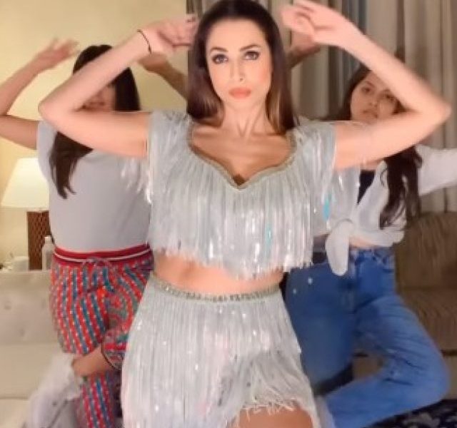 Malaika Arora Aces The ‘Jiggle Jiggle’ Trend In Viral Video