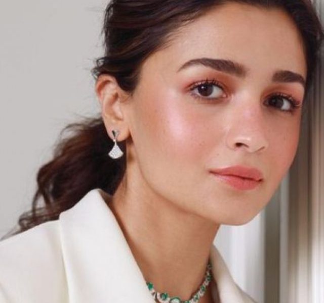 Gorgeous Alia is in Doha to inaugurate DJWE2022