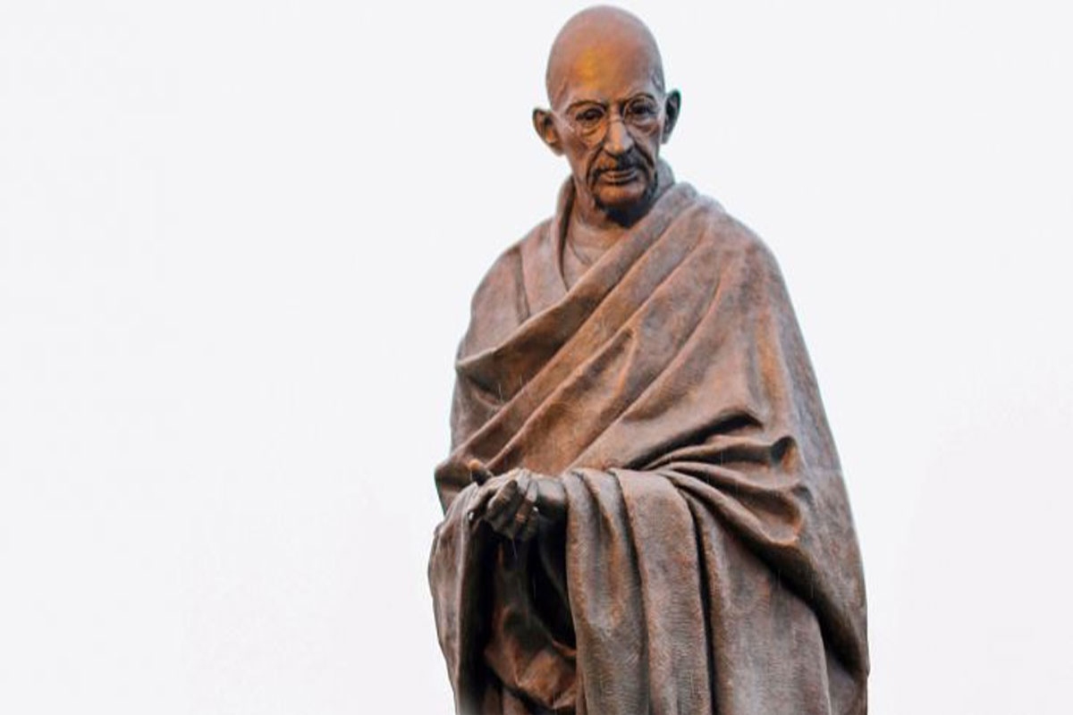 Don’t replace Mahatma Gandhi’s statue: Congress appeals to Greater Hyderabad Municipal Corporation