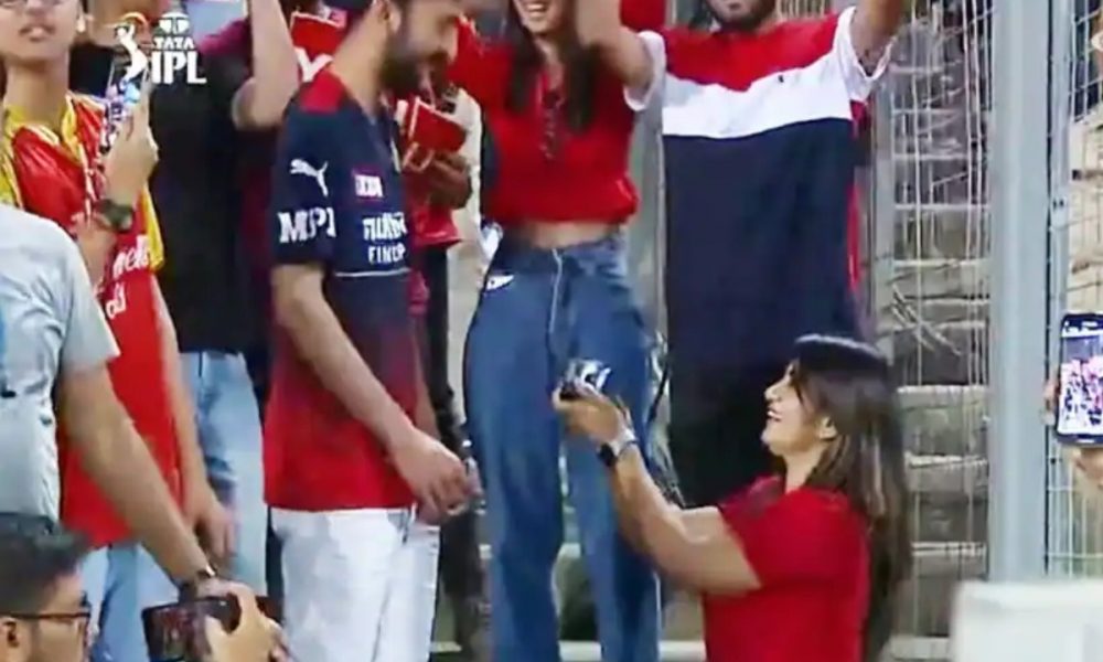 IPL 2022: Girl proposes to RCB fan in stands during CSK match; Netizens call it ‘A Cute Moment’