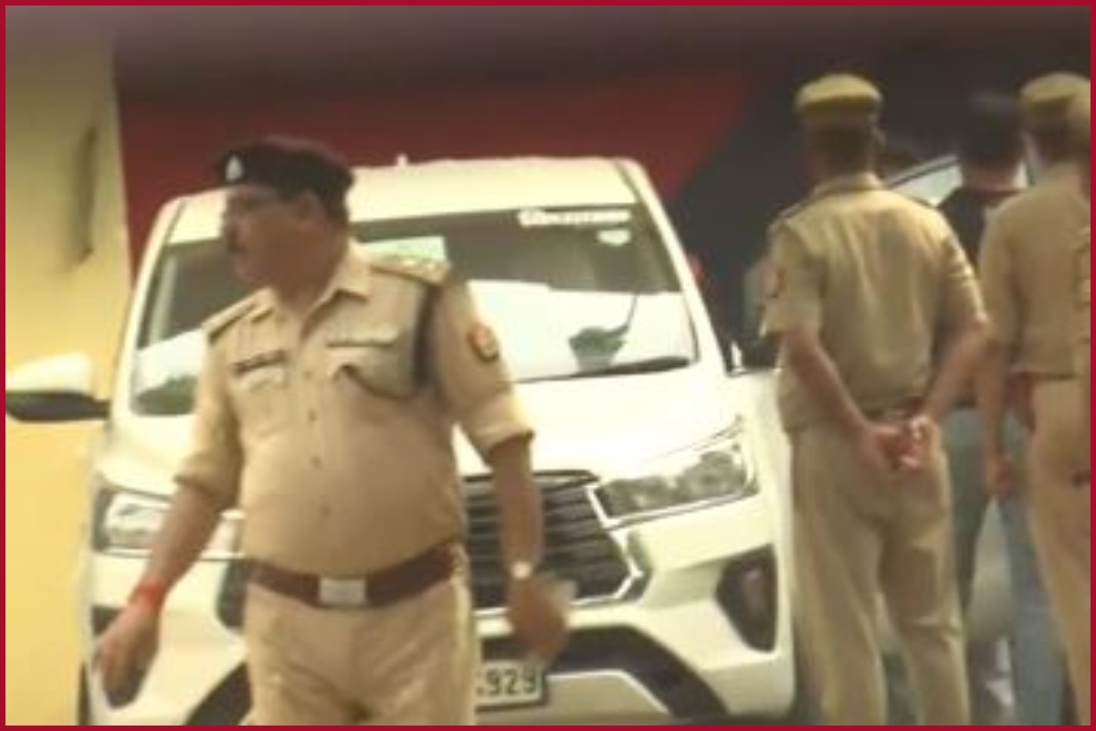 Samajwadi Party leader Azam Khan released from Sitapur district jail (VIDEO)