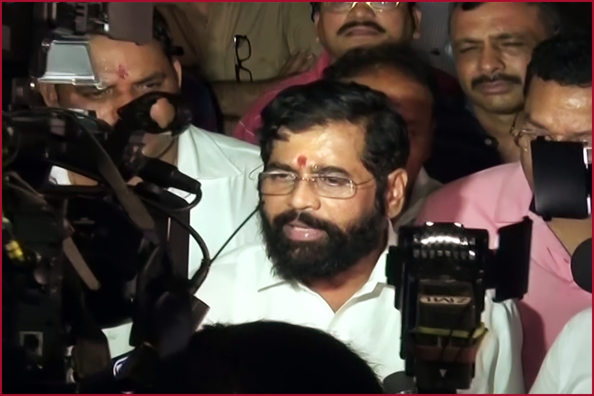 Maharashtra political crisis Live: 34 Shiv Sena MLAs endorse Eknath Shinde as party leader