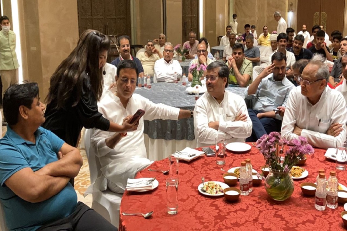 In Rajasthan, lady magician fascinates MLAs with her wizardry; Ashok Gehlot present