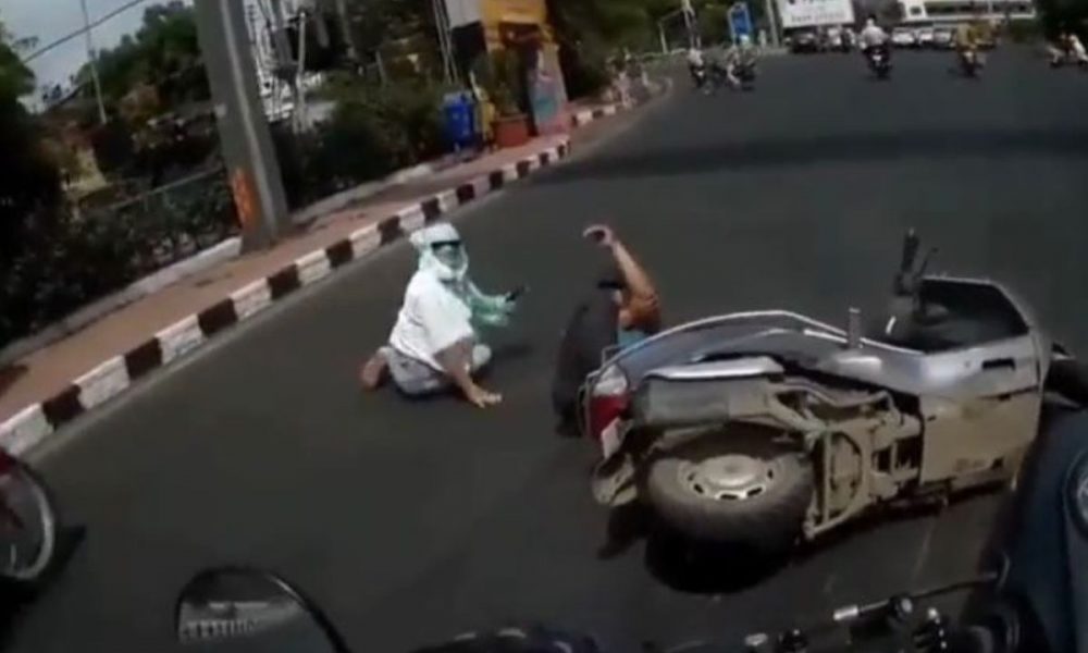 Watch Video: Woman falls off from scooter, blames driver behind her; But here’s what actually happened