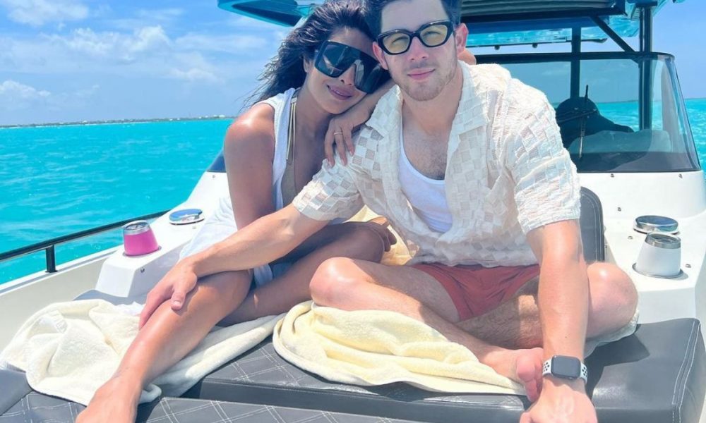 Priyanka Chopra on beach vacay with husband Nick Jonas, drops adorable photo dump