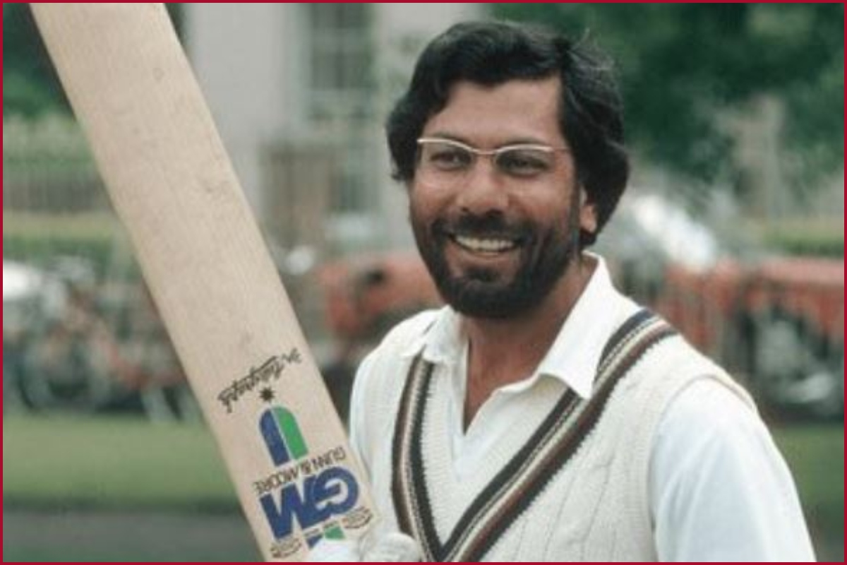 Zaheer Abbas, former Pakistan batting legend admitted to ICU in London