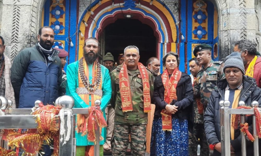 Uttarakhand: Army Chief General Manoj Pandey pays pilgrimage visit to Badri-Kedarnath Dham with family [PICS]