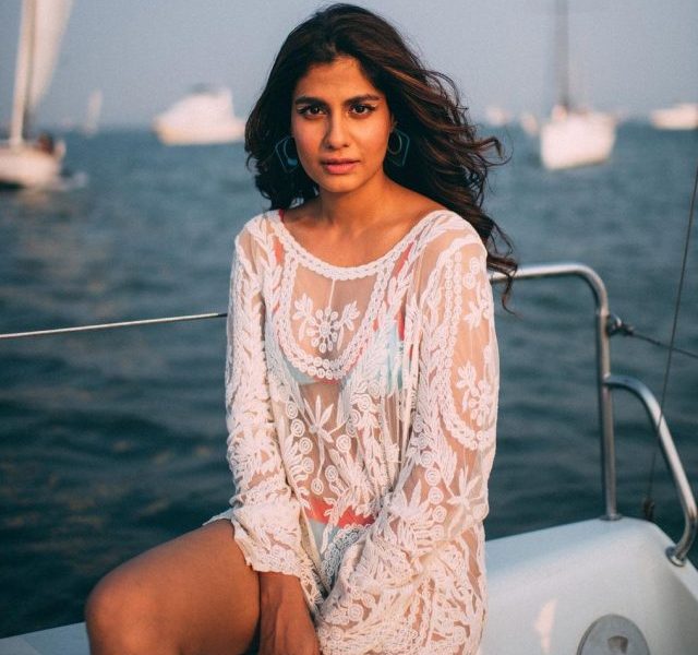 OTT Star Shreya Dhanwanthary slayed the beach in bikinis