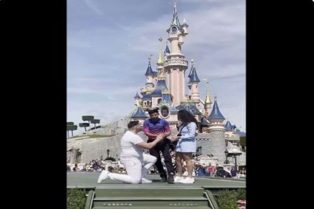 Marriage proposal goes awry as Disneyland employee interrupts, snatches ring (VIRAL VIDEO)