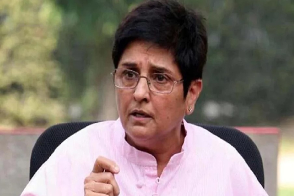 Kiran Bedi’s 12 o’clock joke at Sardars sparks row, AAP condemns her remarks (VIDEO)