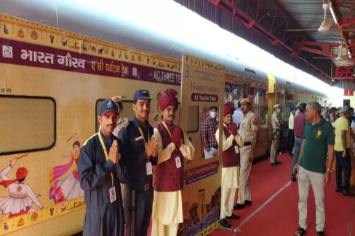 First India-Nepal Bharat Gaurav tourist train was launched from Delhi during the Shri Ramayana Yatra