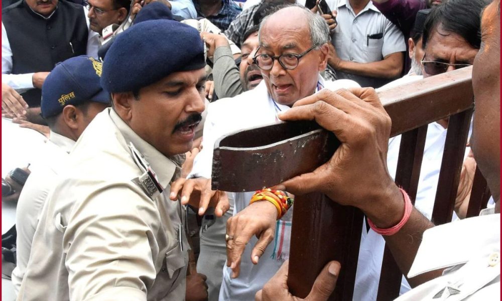 MP: Congress’ Digvijaya Singh holds policeman by the collar, CM Chouhan condemns act