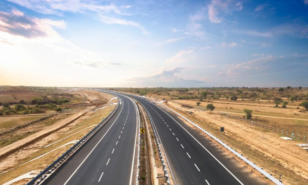 Yogi govt set to develop Bundelkhand Expressway as ‘Solar Expressway’