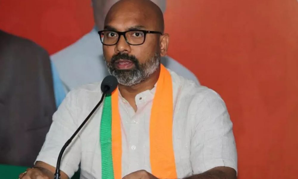 Telangana: BJP MP booked for making derogatory remarks against CM KCR