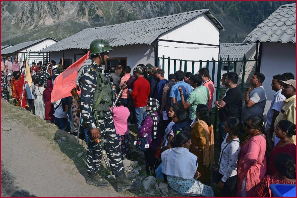 Amarnath Yatra resumes today, pilgrims hopeful of 'darshan'