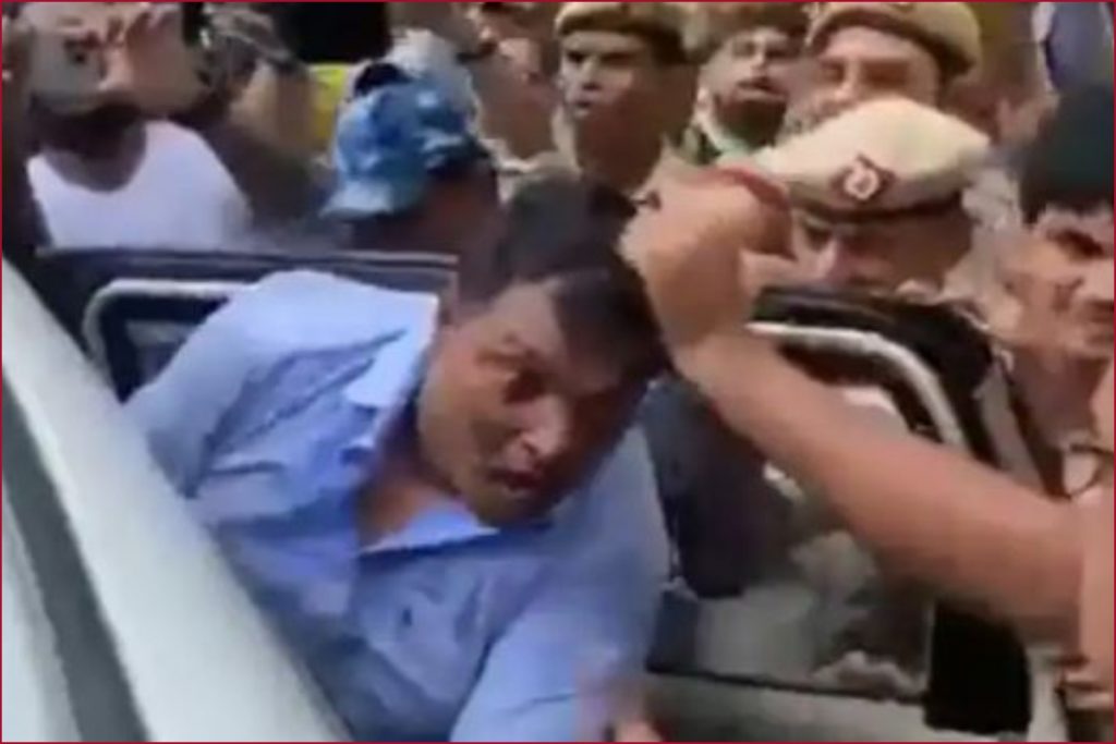 'Hair pulled, manhandled': Why such brutal detention of Congress' Srinivas BV?, Footage sparks outrage
