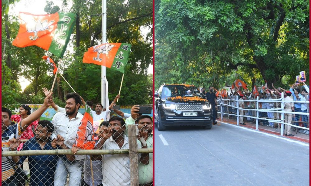 Huge crowd waves BJP flags as PM Modi holds roadshow in Patna