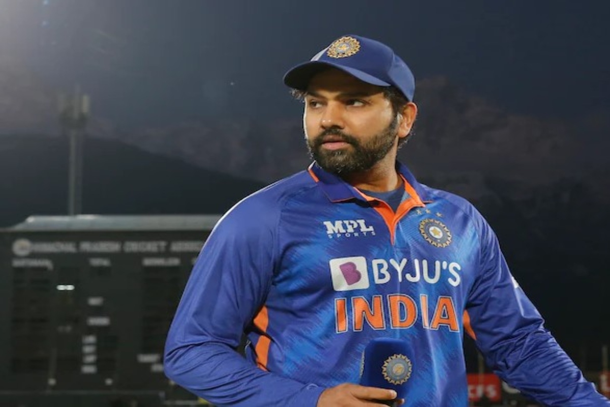 Rohit Sharma disagrees with Kapil Dev’s comments on Virat Kohli’s place in T20I side
