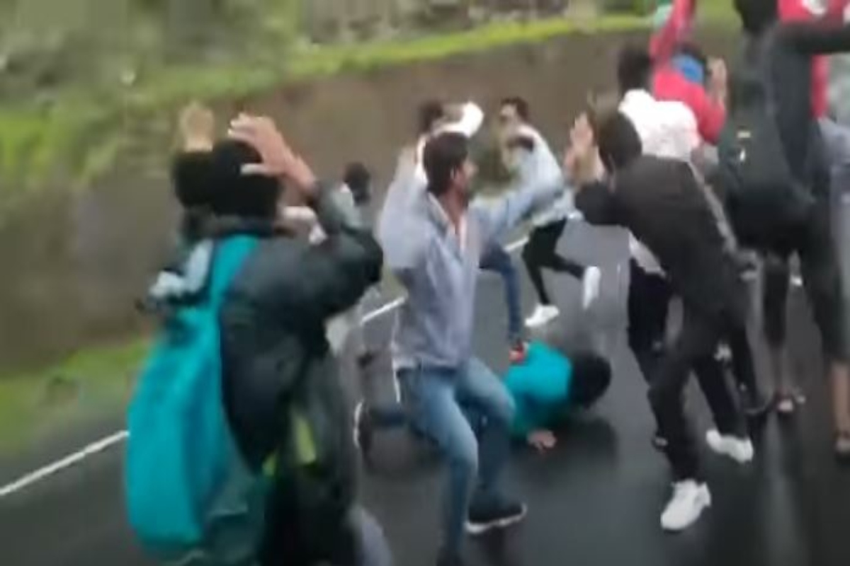 Bikers perform ‘Nagin dance’ to truck’s horn in Karnataka, welcome monsoon with joy (VIRAL VIDEO)