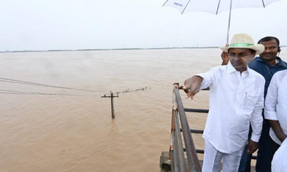 “World leaders are worried”: KCR calls cloudburst a foreign conspiracy, netizens dig facts to prove his ‘gloomy info’