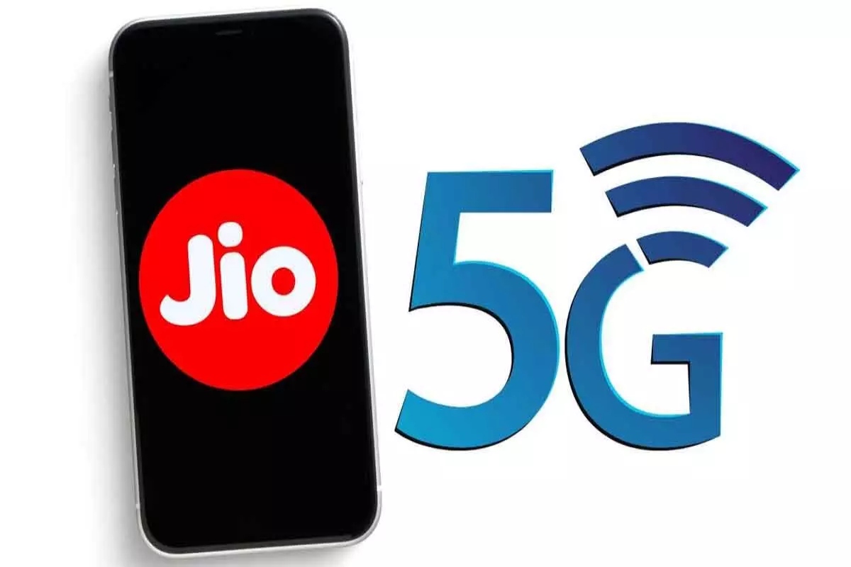 Jio to launch 5G by Diwali, aims to cover entire country by 2023, Mukesh Ambani tells shareholders