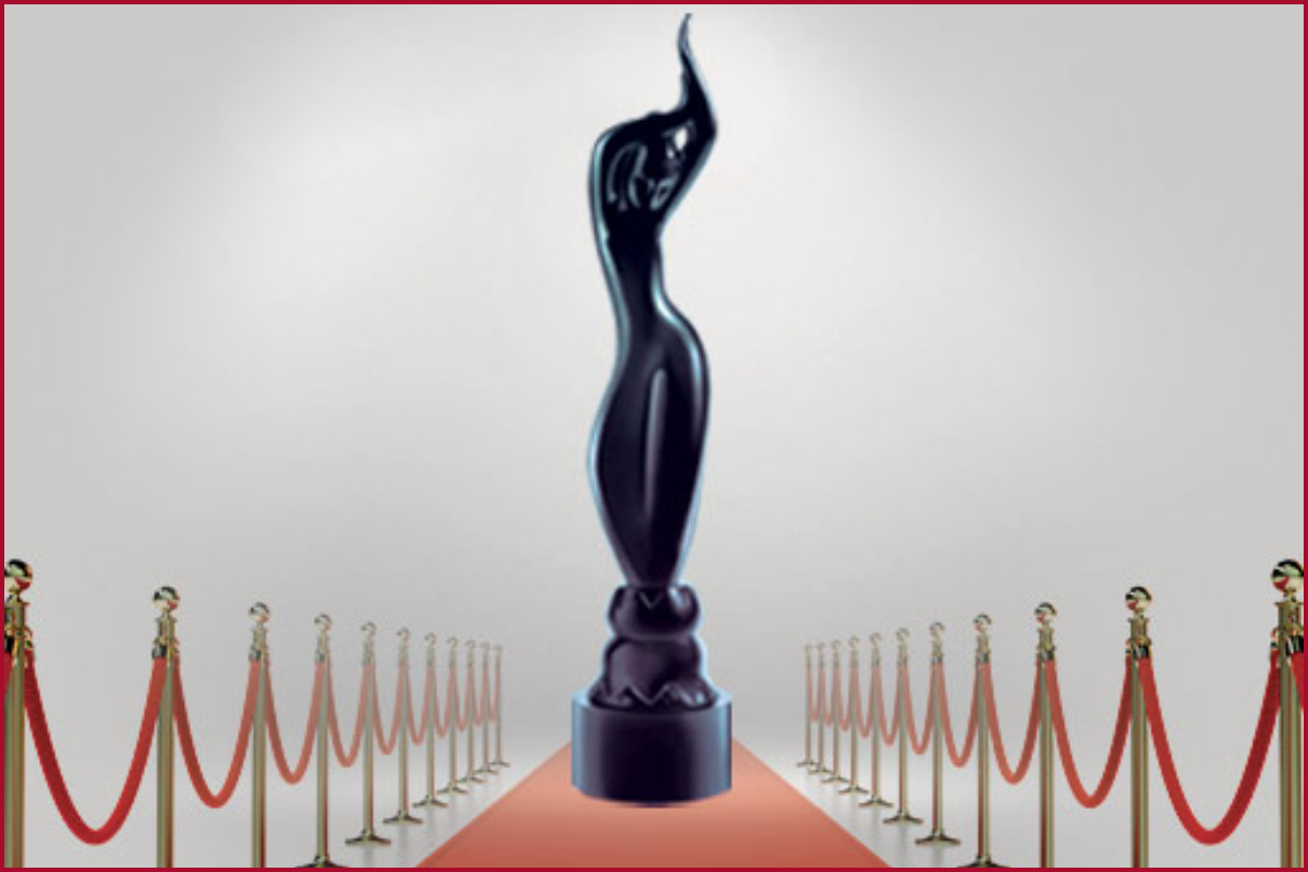 Filmfare Awards 2022: Check hosts of award show; How and where to buy ticket from
