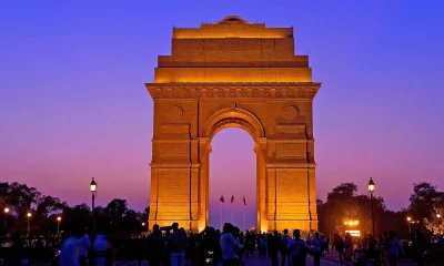 New-Delhi-India-War-Memorial-arch-Sir
