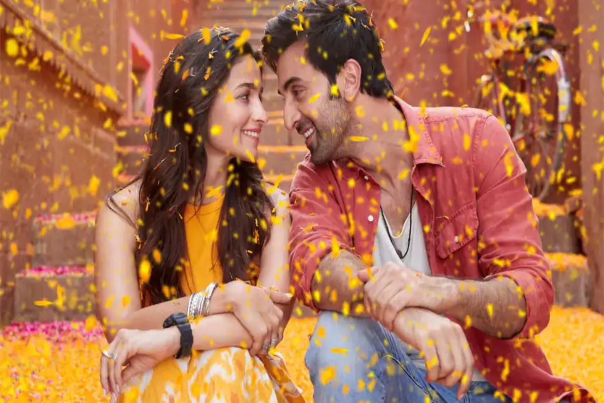 Ranbir Kapoor reveals how he struggles while sleeping with Alia Bhatt…