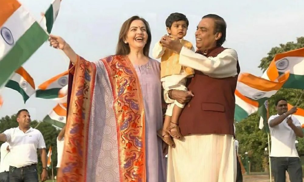 Mukesh Ambani celebrates day of independence with wife and grandson, watch adorable VIDEO