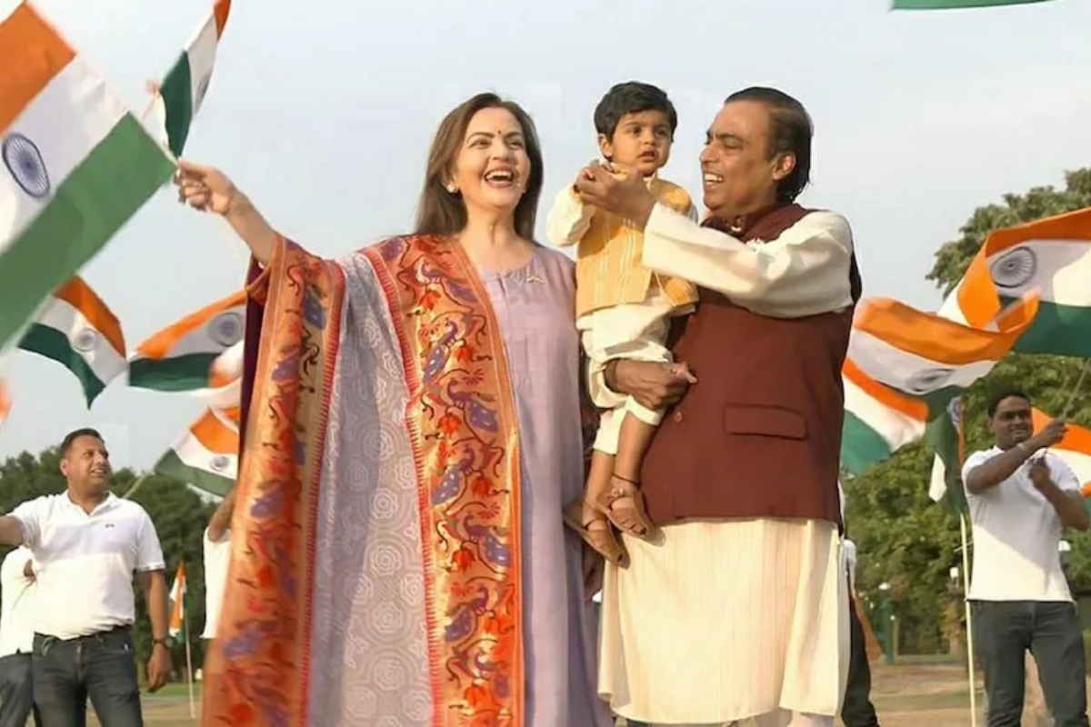 Mukesh Ambani celebrates day of independence with wife and grandson, watch adorable VIDEO