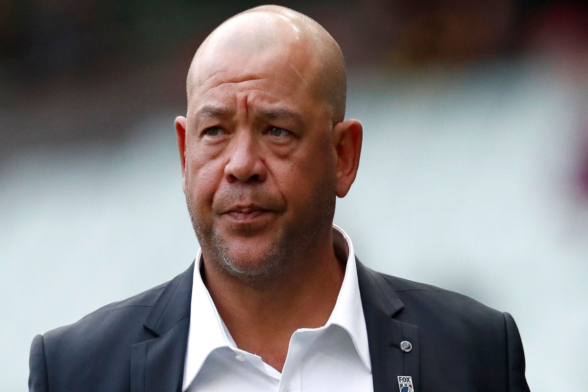 Aus vs Zim: Players pay tribute to Andrew Symonds, his kids run drinks for Australia