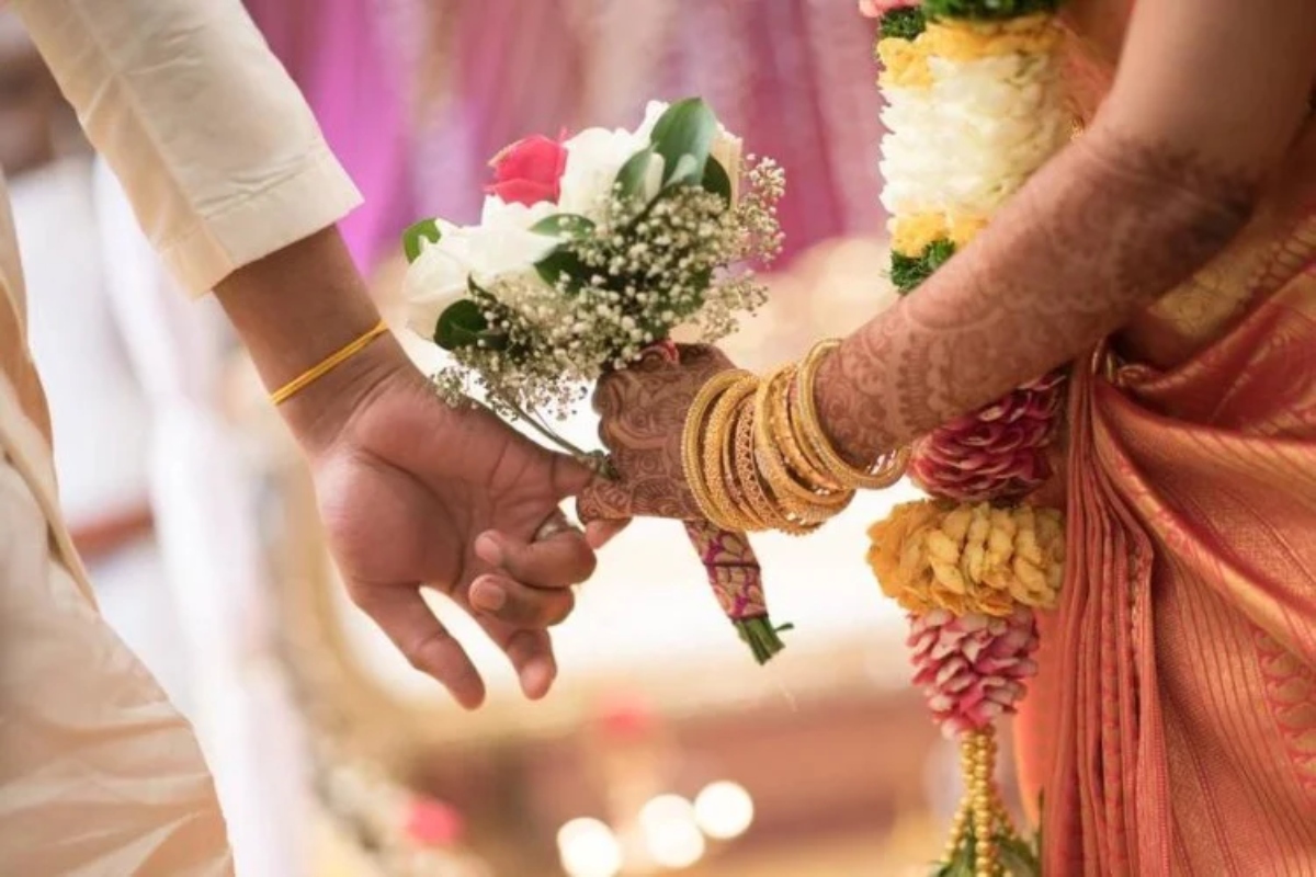 Unmarried girls can chant these mantras to get the desired life partner