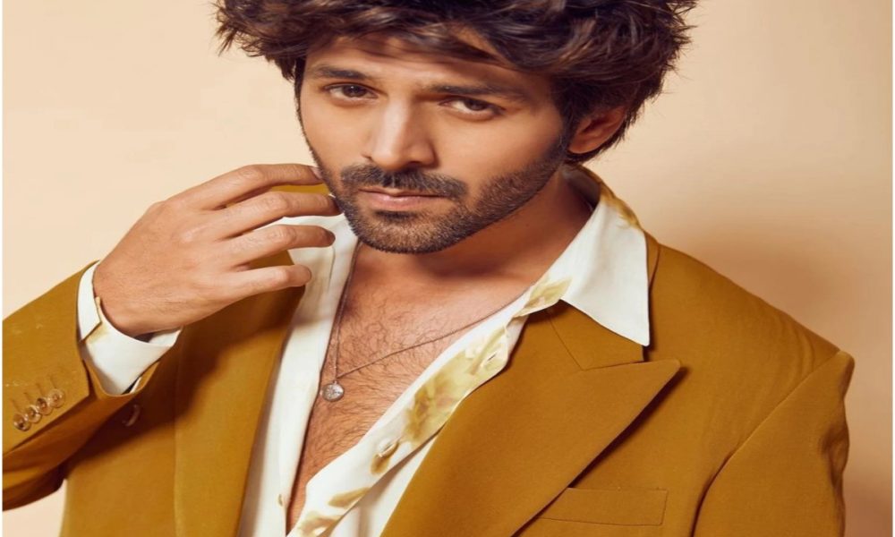“Hectic shooting days,” Kartik Aaryan shares picture from ‘Shehzada’ sets