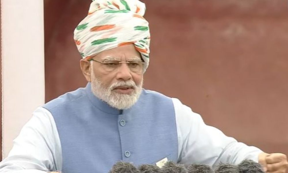Independence Day 2022 UPDATES: PM Modi unfurls tricolour at Red Fort, addresses nation