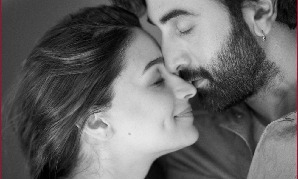 Alia Bhatt drops a loving monochromatic picture with hubby Ranbir Kapoor; Calls him her “home”