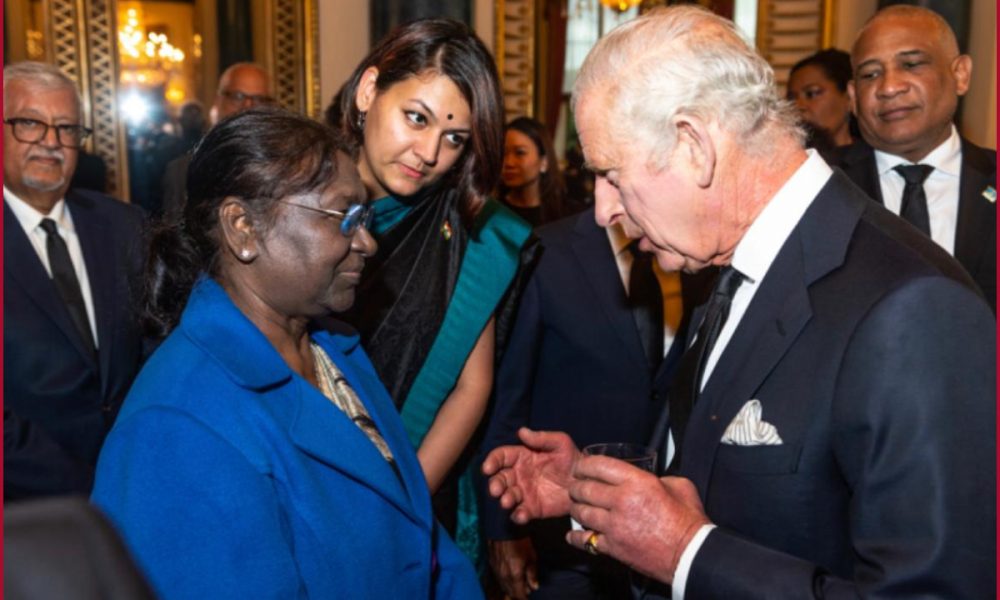 President Murmu offers tributes to Queen Elizabeth II at Westminster Hall in London