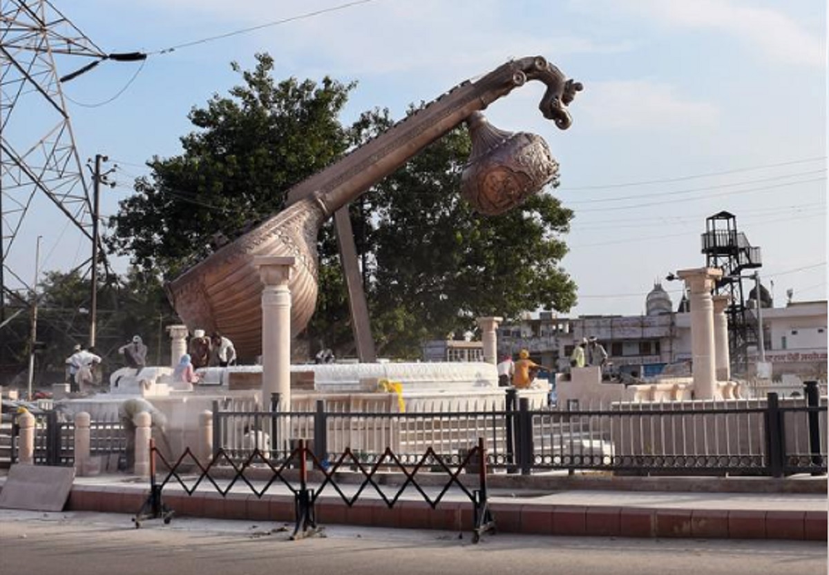 Lata Mangeshkar Chowk inaugurated in Ayodhya, PM Modi pays tribute