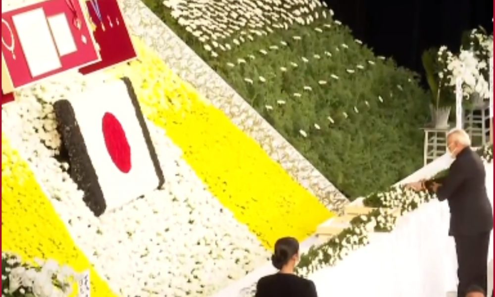 PM Modi pays his last respect to former Japanese PM Shinzo Abe at the latter’s State funeral in Tokyo (VIDEO)