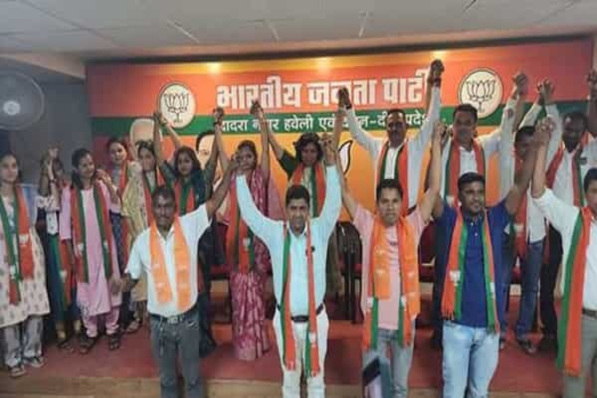 Dadra-Nagar Haveli: Setback for JDU; 15 panchayat members join BJP