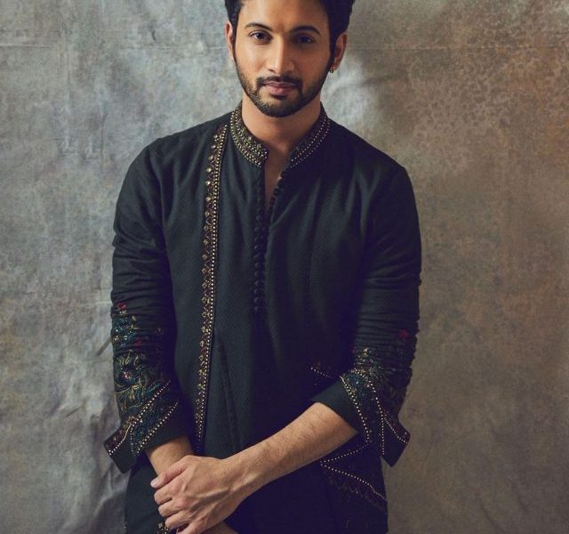 Rohit Saraf poses in traditional outfit during ‘Vikram Vedha’ promotions