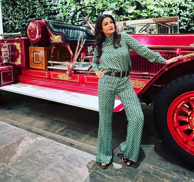 Raveena Tandon’s  green printed jumpsuit is perfect for the weekend